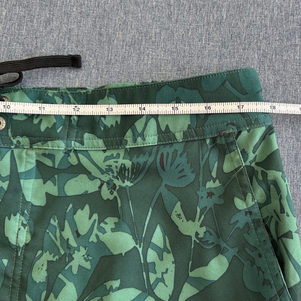Ripskirt Hawaii Tropical Green Mini Skirt - Picture 5 of 10